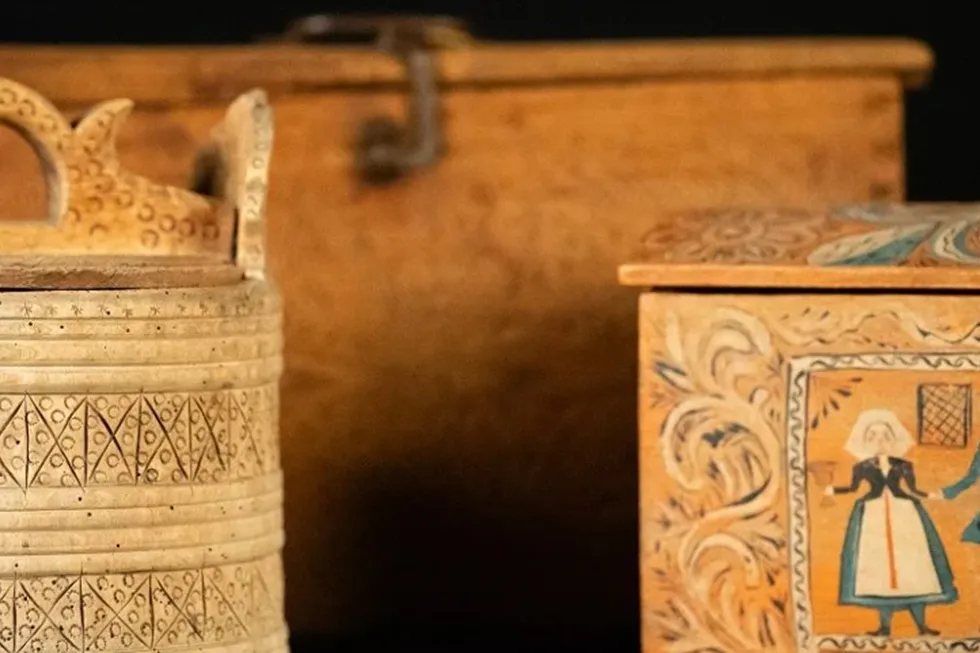 Utstilling: Dekor på tre