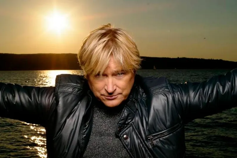 Konsert: Jørn Hoiel